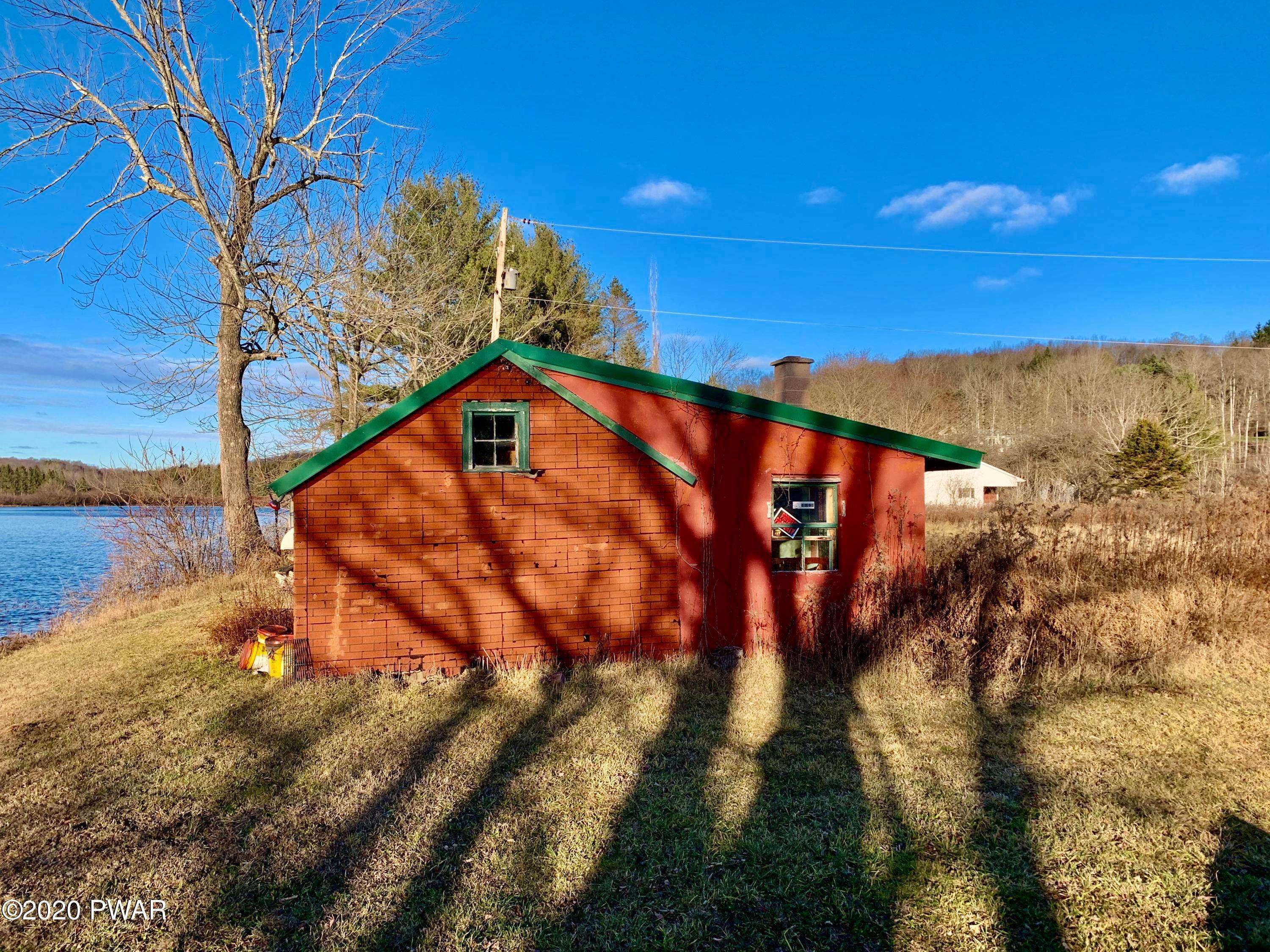 10. Single Family Homes for Sale at 531 Johnson Ln Honesdale, Pennsylvania 18431 United States
