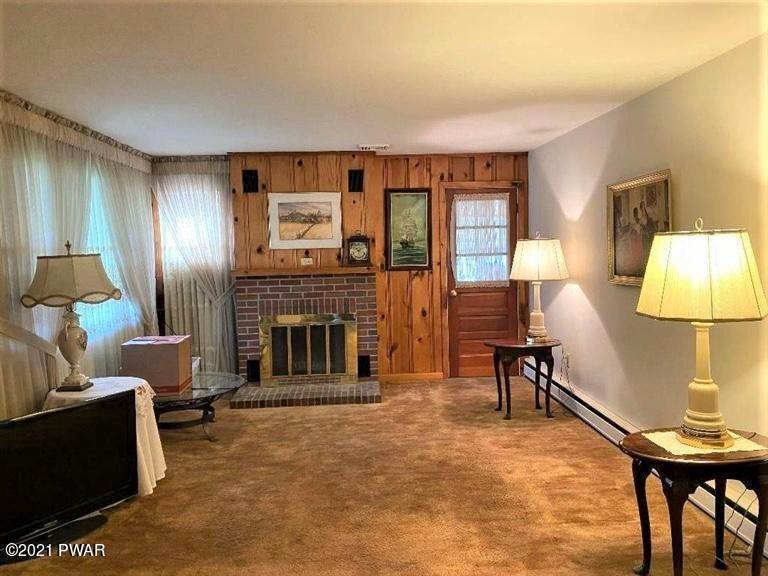 10. Single Family Homes for Sale at 4786 Dubois St Hallstead, Pennsylvania 18822 United States