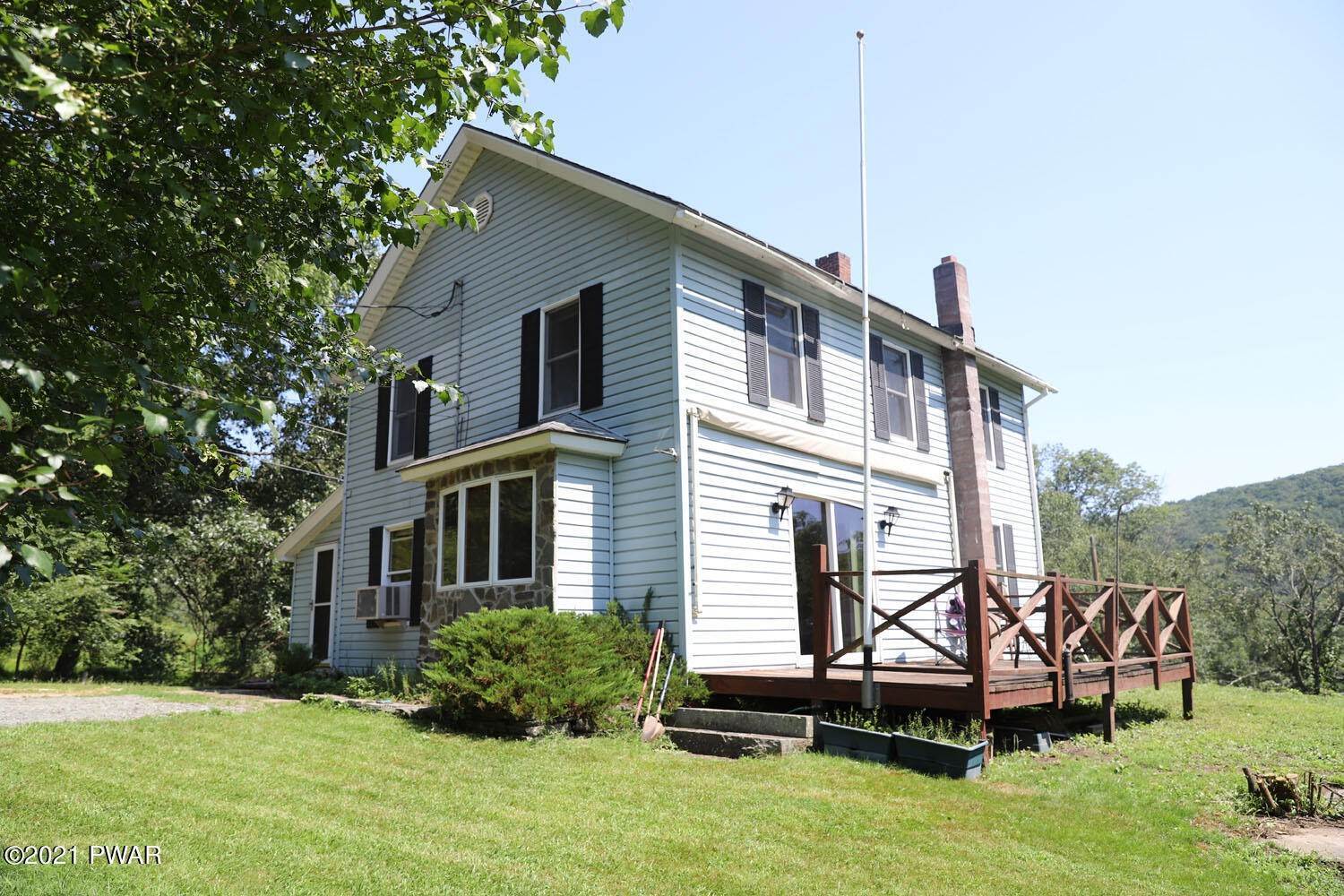 2. Single Family Homes for Sale at 15 Card Lane Damascus, Pennsylvania 18443 United States