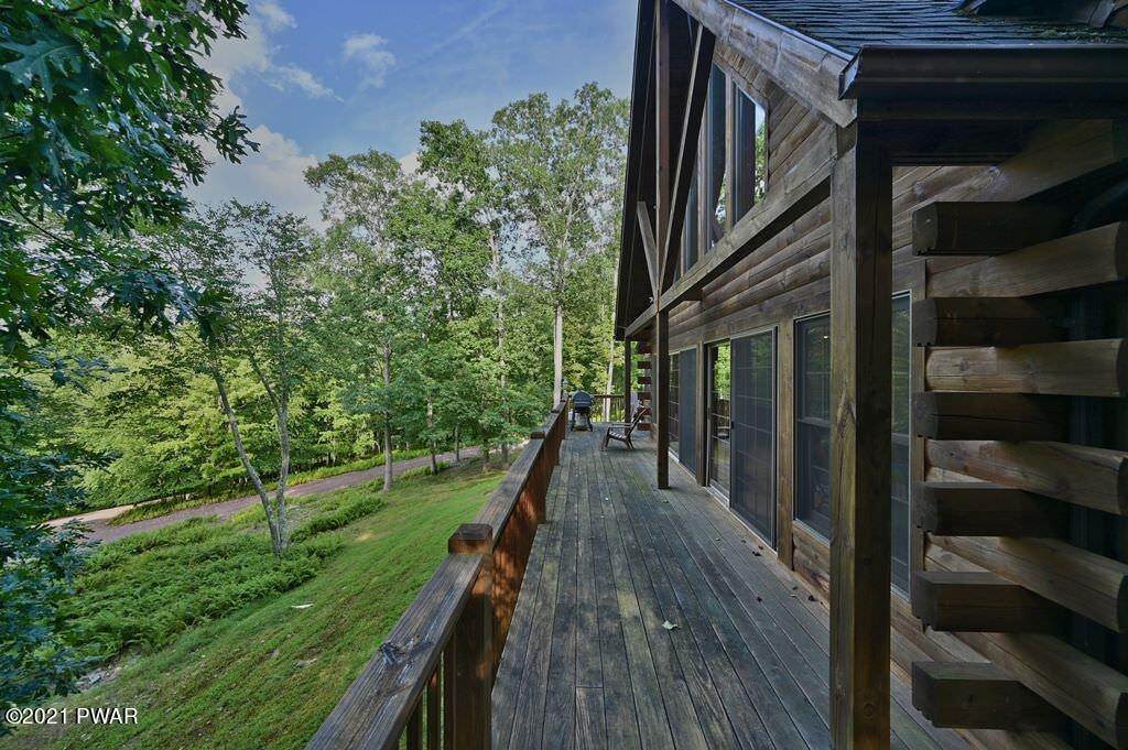 96. Single Family Homes for Sale at 632 Masthope Plank Rd Lackawaxen, Pennsylvania 18435 United States