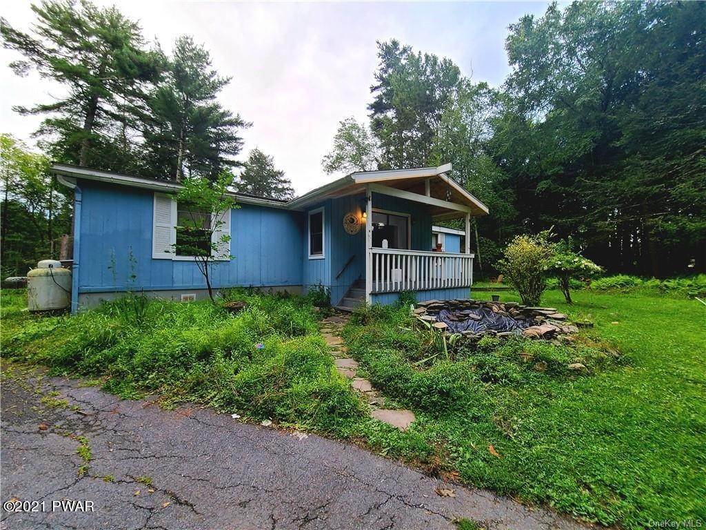 2. Single Family Homes for Sale at 32 Blind Pond Rd Narrowsburg, New York 12764 United States