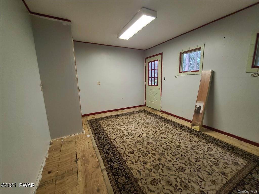 5. Single Family Homes for Sale at 32 Blind Pond Rd Narrowsburg, New York 12764 United States