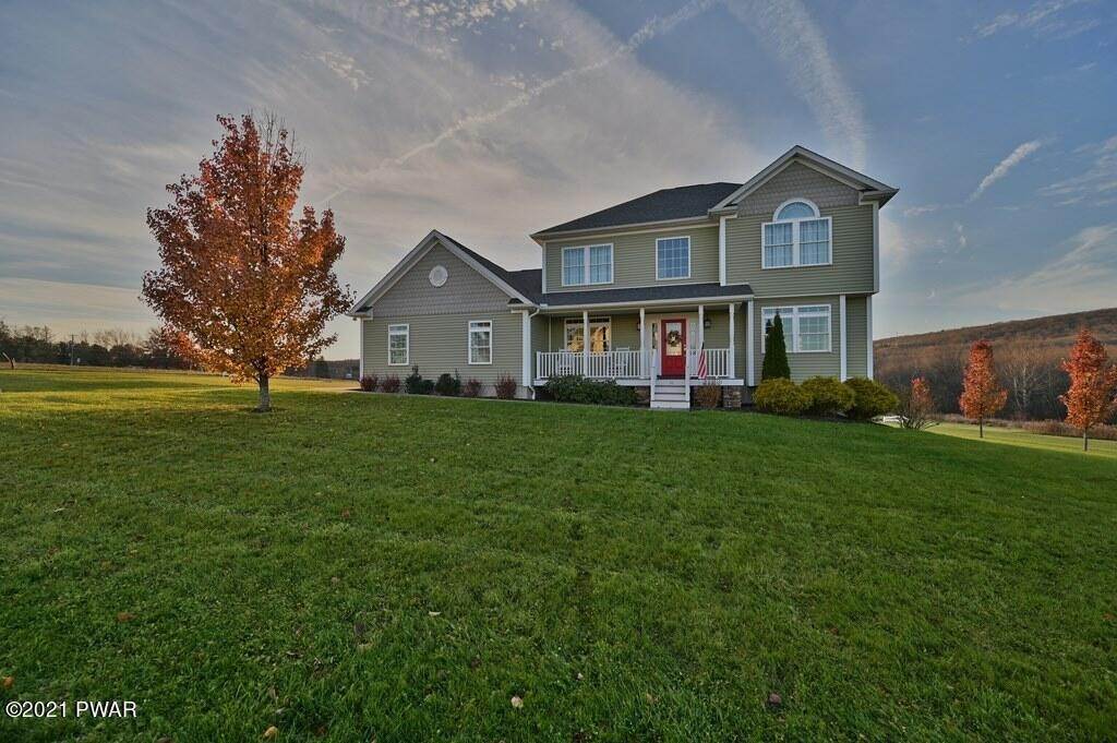 Single Family Homes for Sale at 30 Landmark Dr Jefferson Township, Pennsylvania 18436 United States