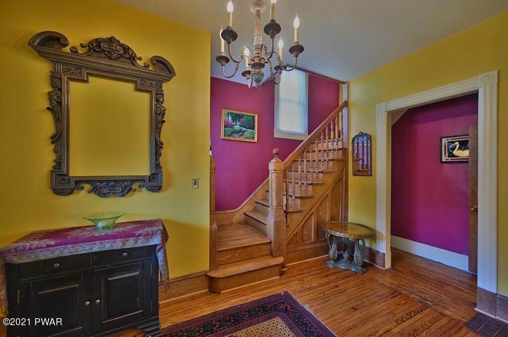 8. Single Family Homes for Sale at 1521 N Main St Honesdale, Pennsylvania 18431 United States