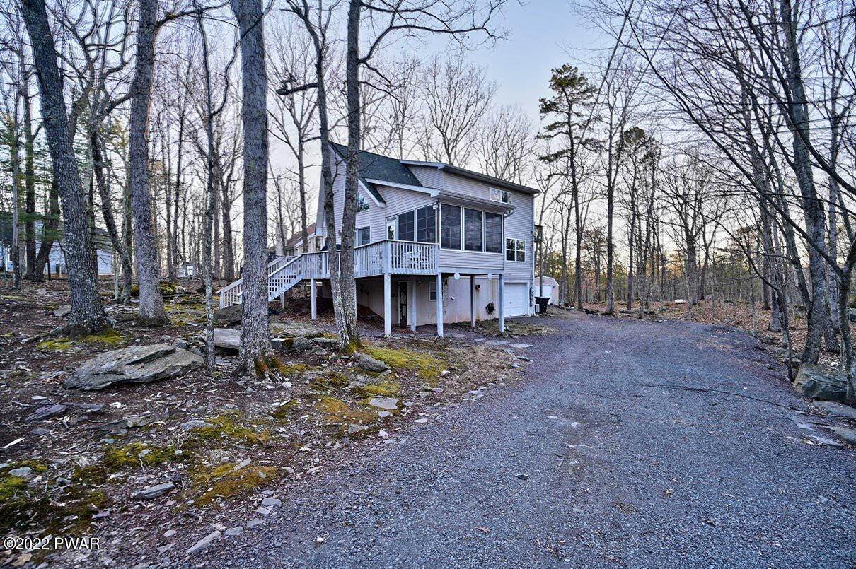 49. Single Family Homes for Sale at 198 Tanager Rd Lackawaxen, Pennsylvania 18435 United States
