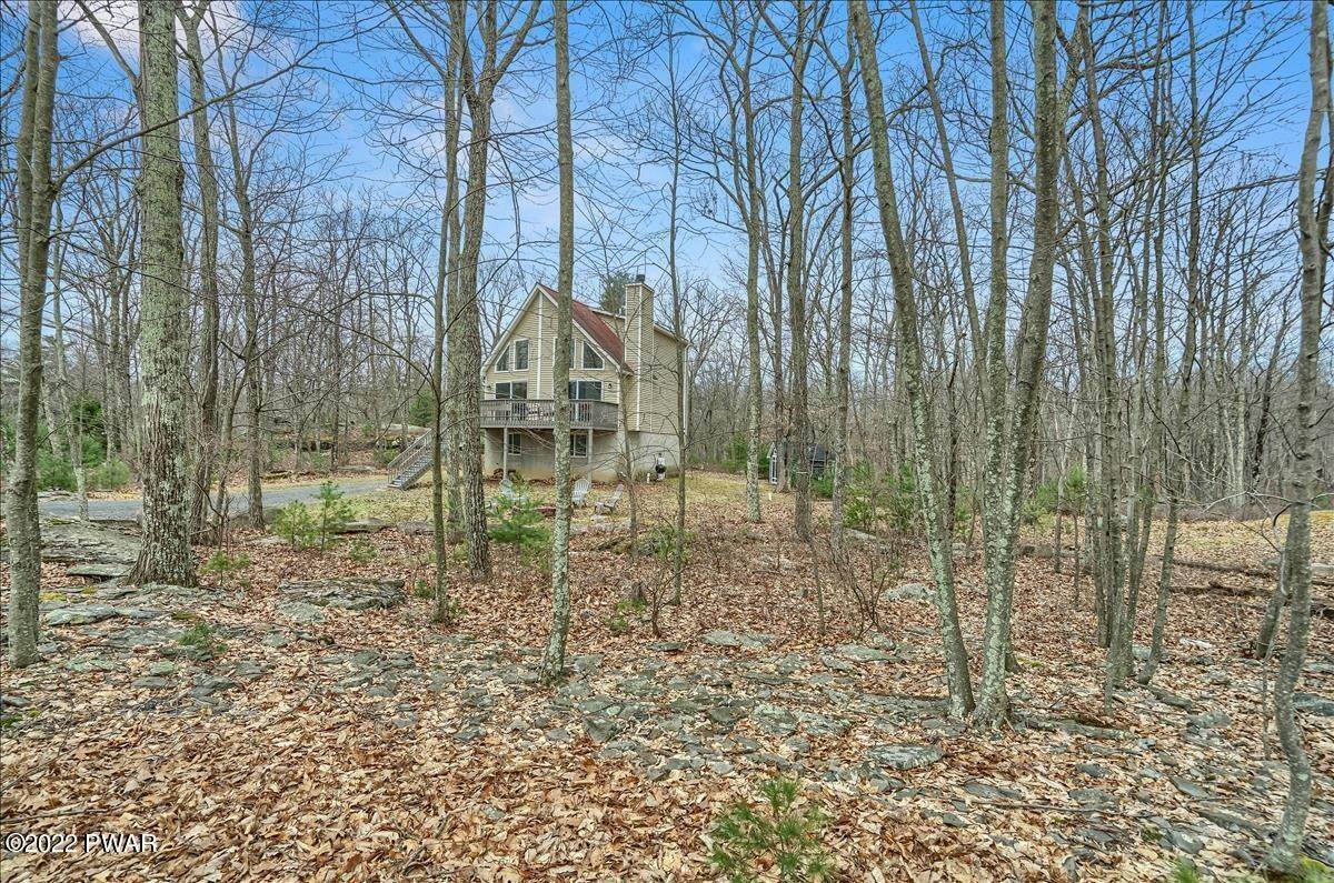 40. Single Family Homes for Sale at 127 High Ridge Rd Dingmans Ferry, Pennsylvania 18328 United States