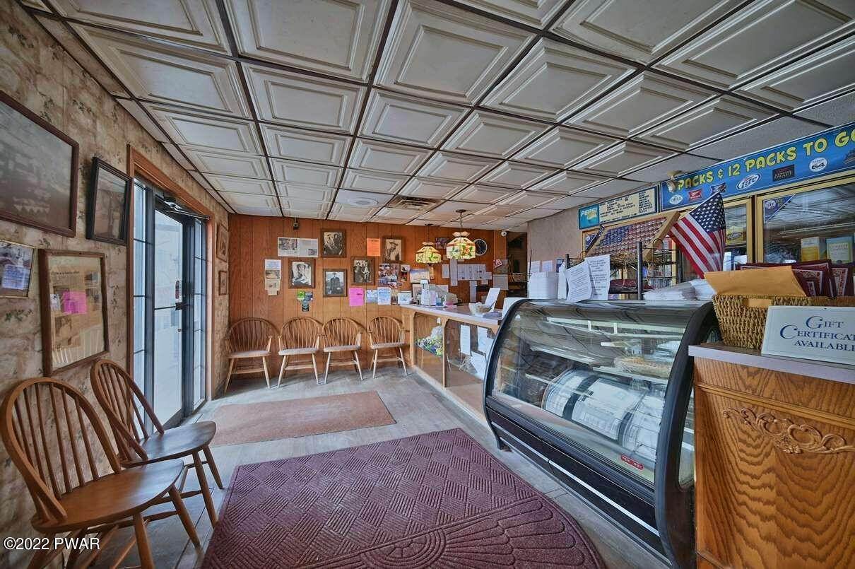 20. Commercial for Sale at 1409 Lake Ariel Hwy Lake Ariel, Pennsylvania 18436 United States