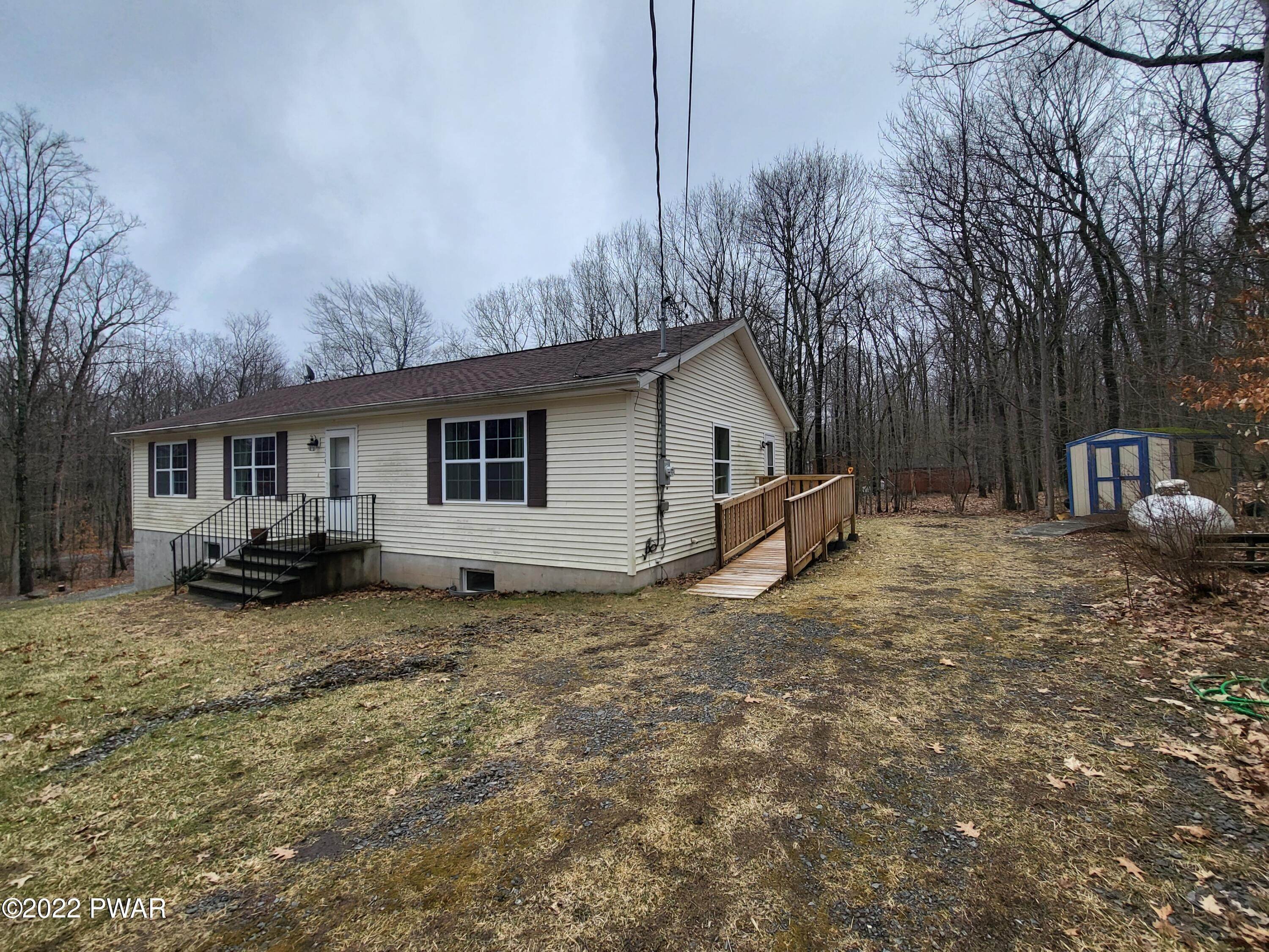 37. Single Family Homes for Sale at 117 Johnson Rd Canadensis, Pennsylvania 18325 United States