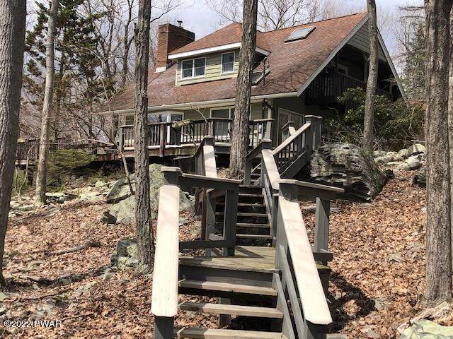 3. Single Family Homes for Sale at 152 Water Forest Dr Milford, Pennsylvania 18337 United States