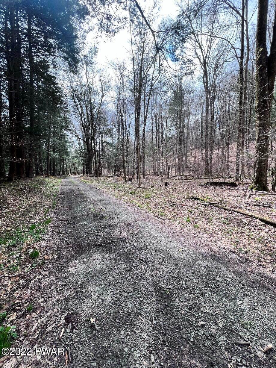 4. Land for Sale at 104 Memorial Links Rd Waymart, Pennsylvania 18472 United States