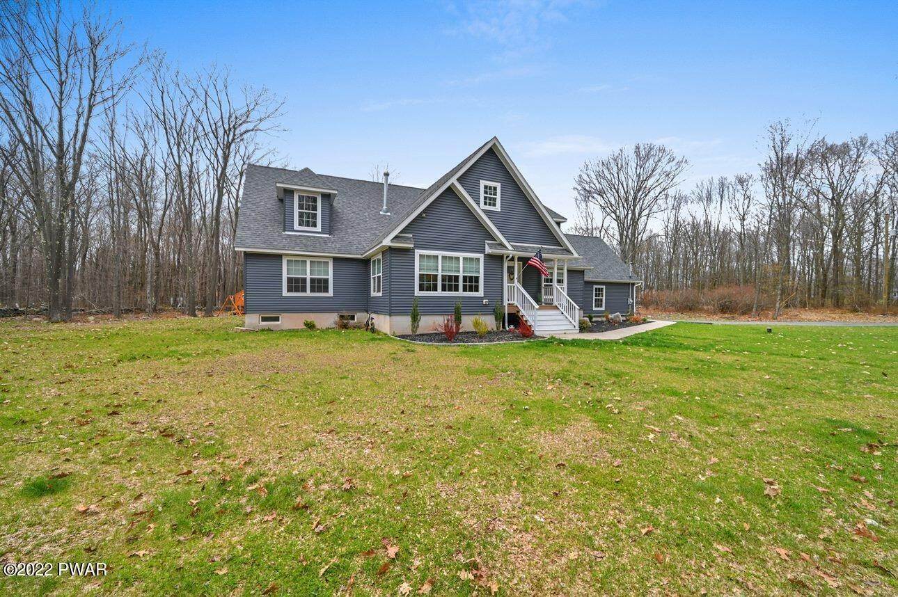 5. Single Family Homes for Sale at 28 Kennedy Ln Waymart, Pennsylvania 18472 United States