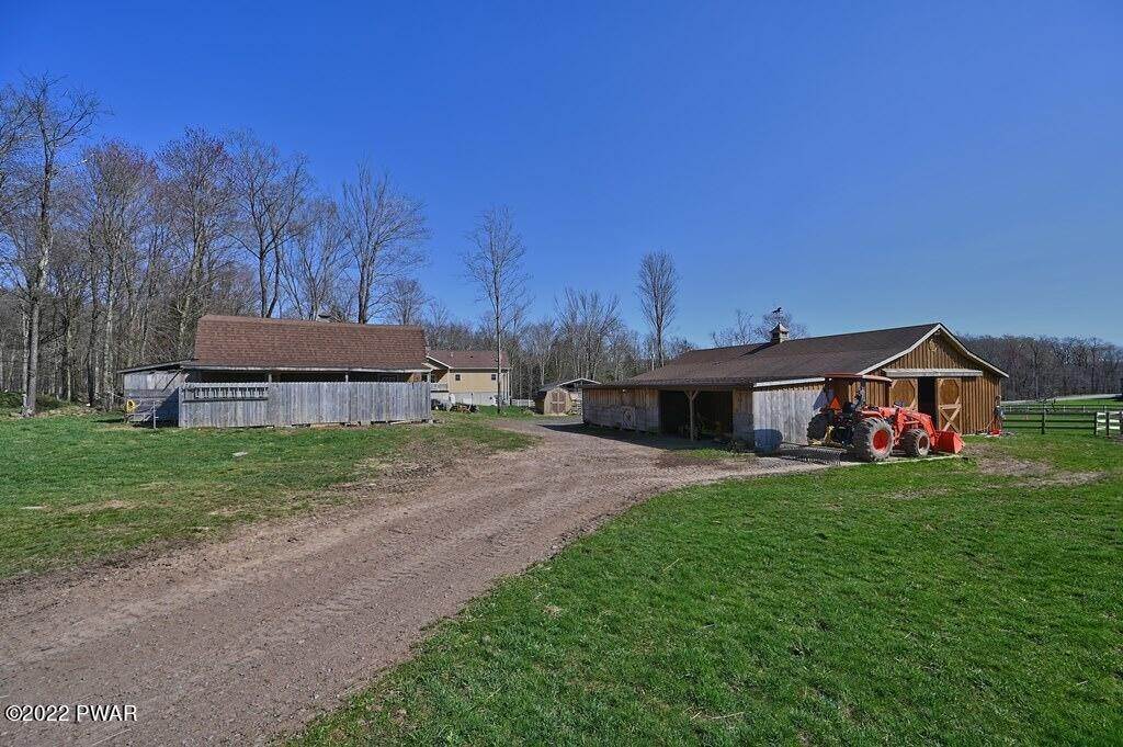 86. Single Family Homes for Sale at 1301 Howe Rd Madison Township, Pennsylvania 18444 United States