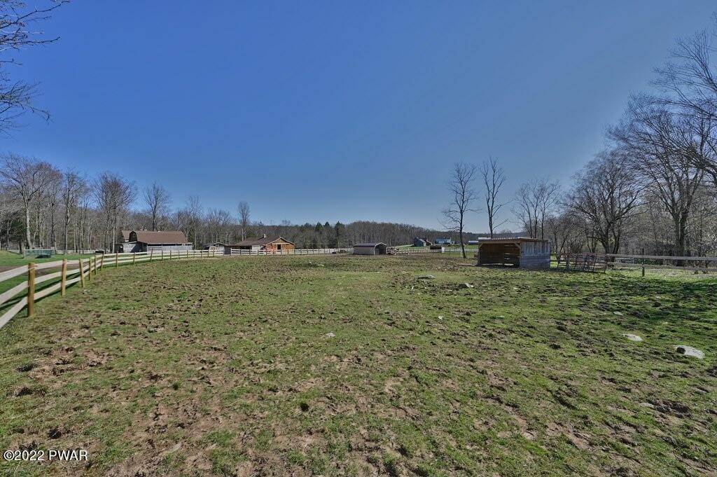 96. Single Family Homes for Sale at 1301 Howe Rd Madison Township, Pennsylvania 18444 United States
