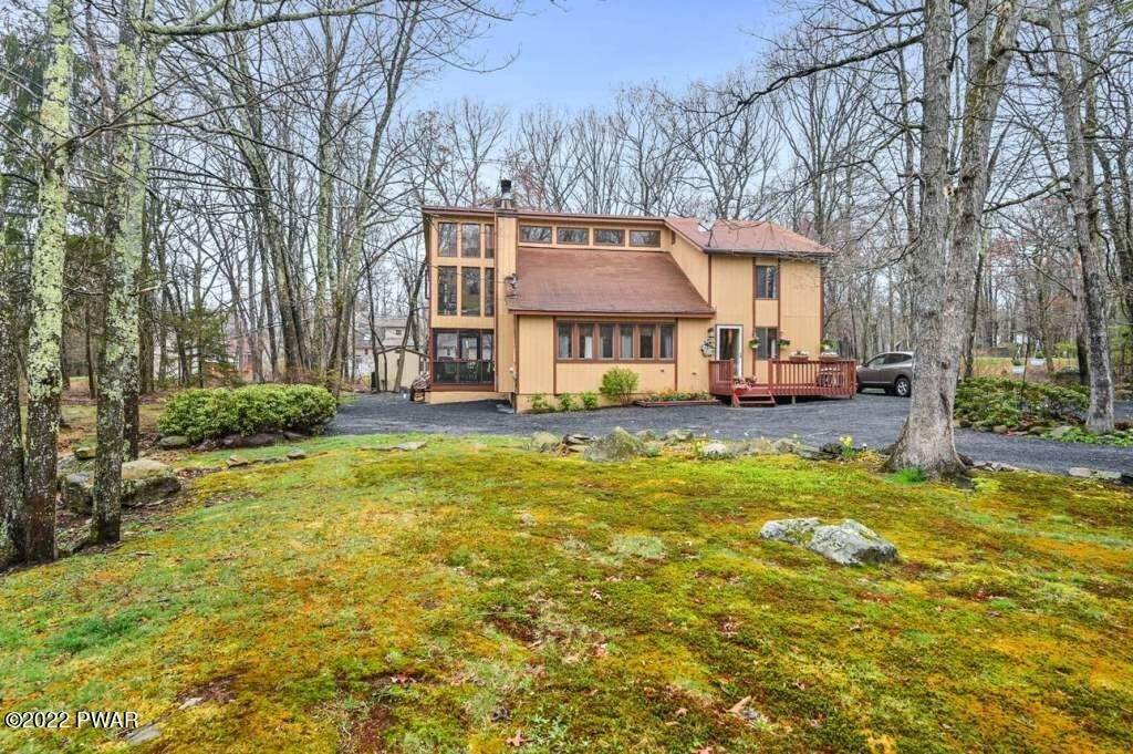 85. Single Family Homes for Sale at 108 Jefferson Dr Lords Valley, Pennsylvania 18428 United States