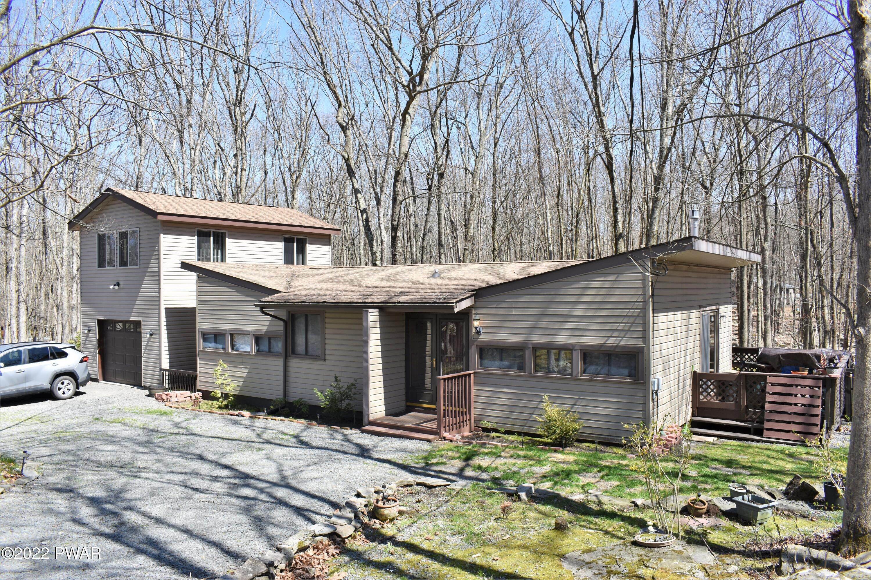 Single Family Homes for Sale at 139 Willow Drive Lords Valley, Pennsylvania 18428 United States