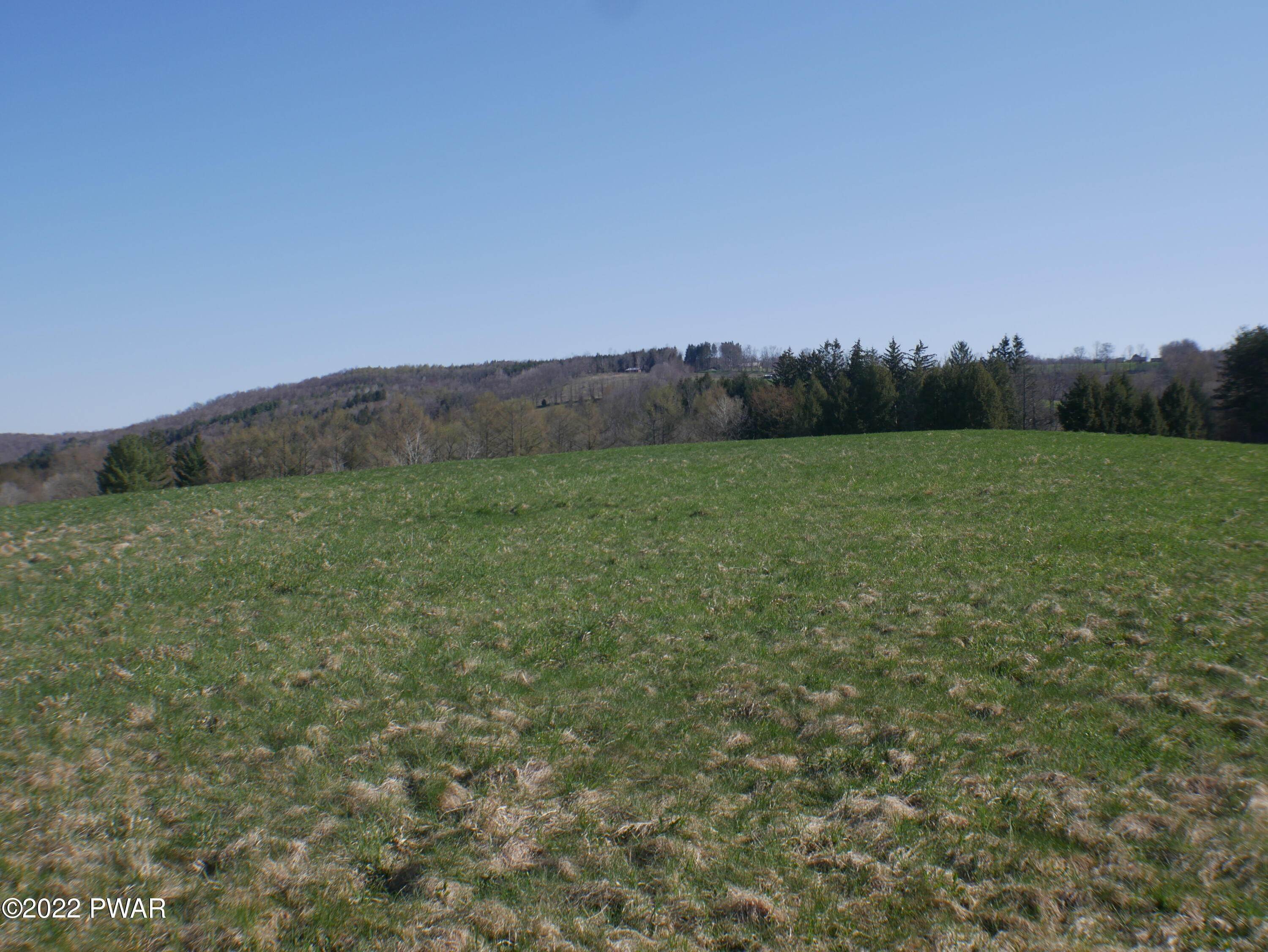Land for Sale at Bell Mountain Road Clifford, Pennsylvania 18407 United States