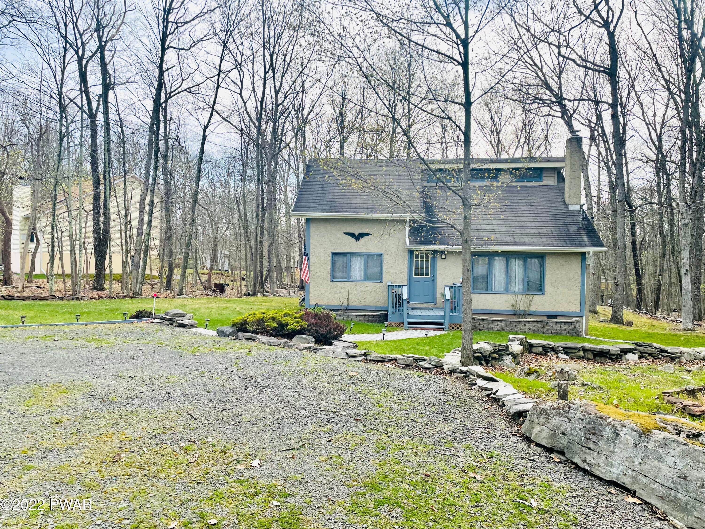 1. Single Family Homes for Sale at 101 Mink Rd Dingmans Ferry, Pennsylvania 18328 United States