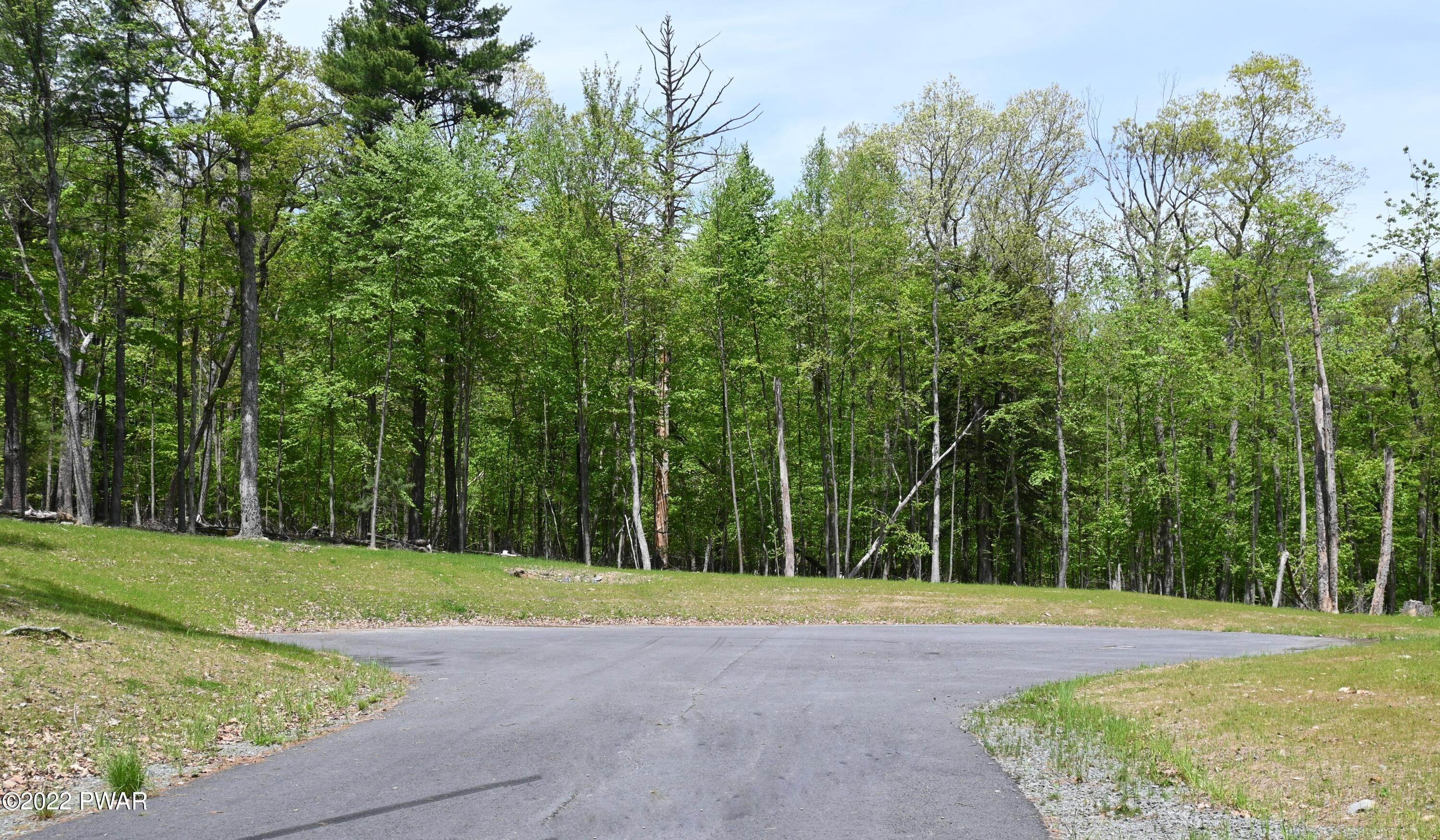 3. Land for Sale at Skyview Ln Milford, Pennsylvania 18337 United States