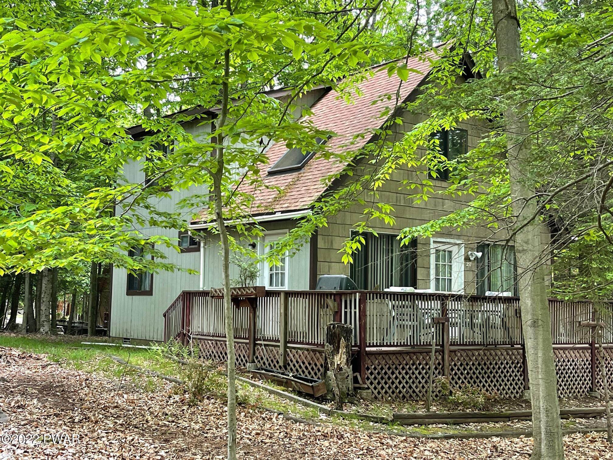 Property for Sale at 1011 Oak Ter Lake Ariel, Pennsylvania 18436 United States