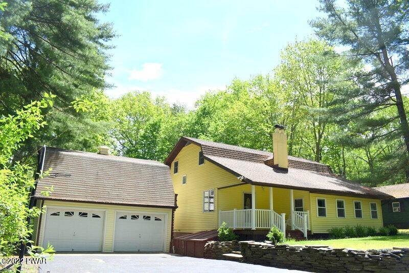 Single Family Homes for Sale at 121 First Tafton Rd Tafton, Pennsylvania 18464 United States