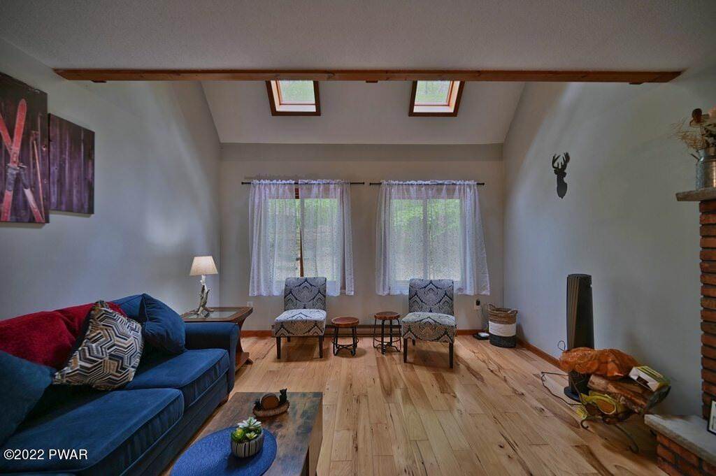 34. Single Family Homes for Sale at 107 Rainbow Dr Lackawaxen, Pennsylvania 18435 United States