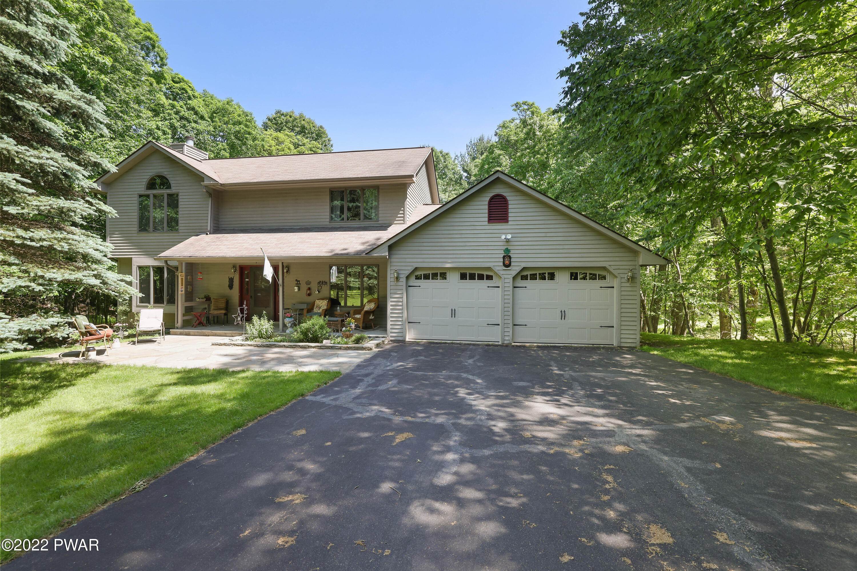 1. Single Family Homes for Sale at 105 Harney Rd Milford, Pennsylvania 18337 United States