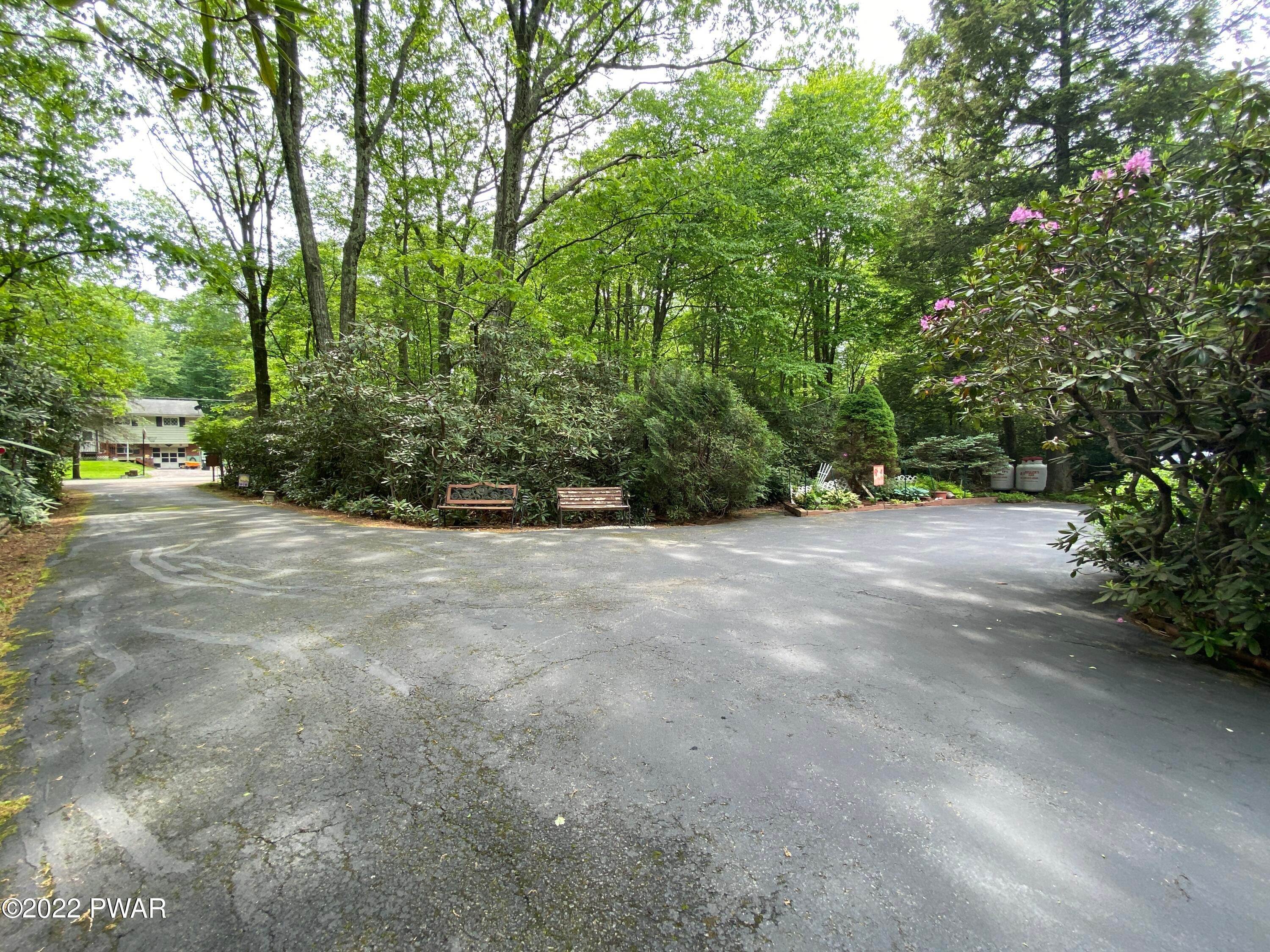 36. Single Family Homes for Sale at 264 Mozzette Rd Canadensis, Pennsylvania 18325 United States