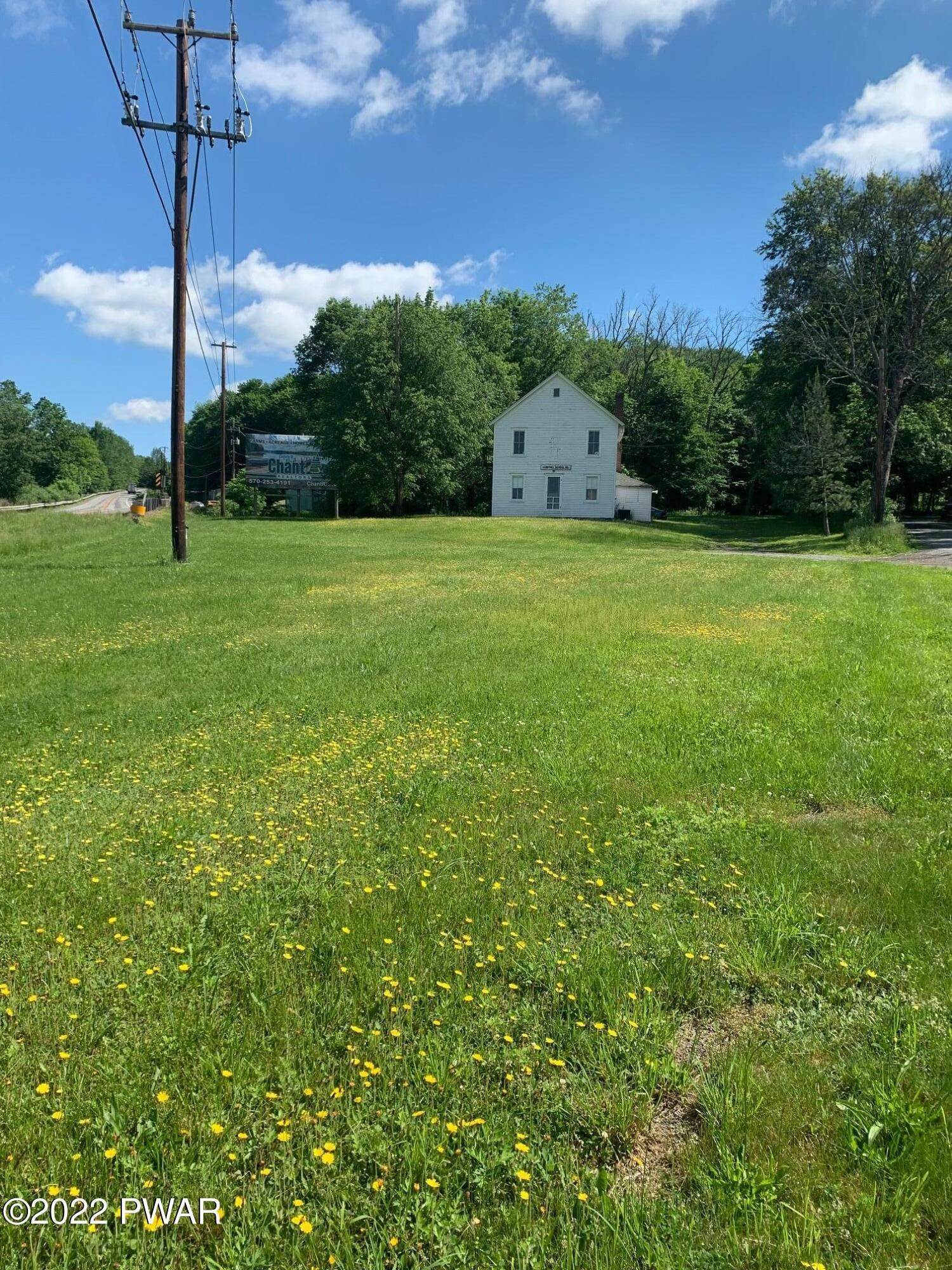 2. Commercial for Sale at 11 Bethel School Rd Honesdale, Pennsylvania 18431 United States