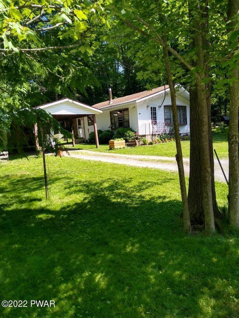 4. Single Family Homes for Sale at 20 Deer Lake Rd Windsor, New York 13865 United States