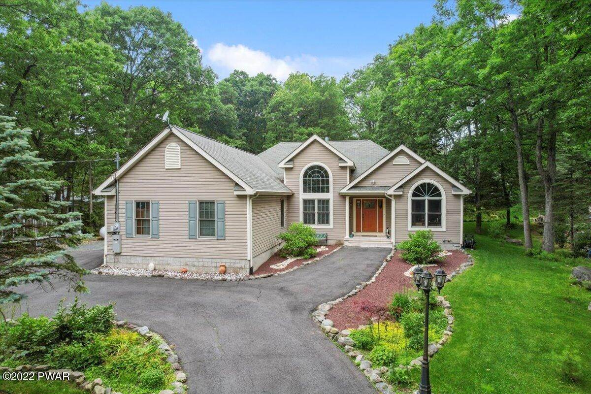 Single Family Homes for Sale at 803 Gaskin Court South Lords Valley, Pennsylvania 18428 United States