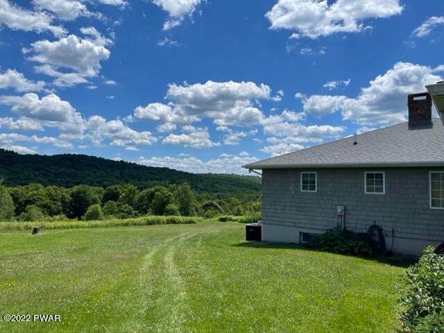 30. Single Family Homes for Sale at 1532 Creamton Dr Pleasant Mount, Pennsylvania SELEC United States