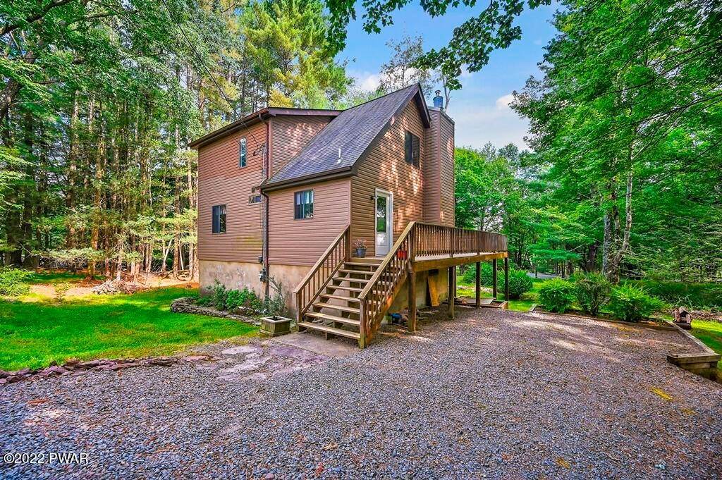 2. Single Family Homes for Sale at 1009 Sunrise Ct Lake Ariel, Pennsylvania 18436 United States
