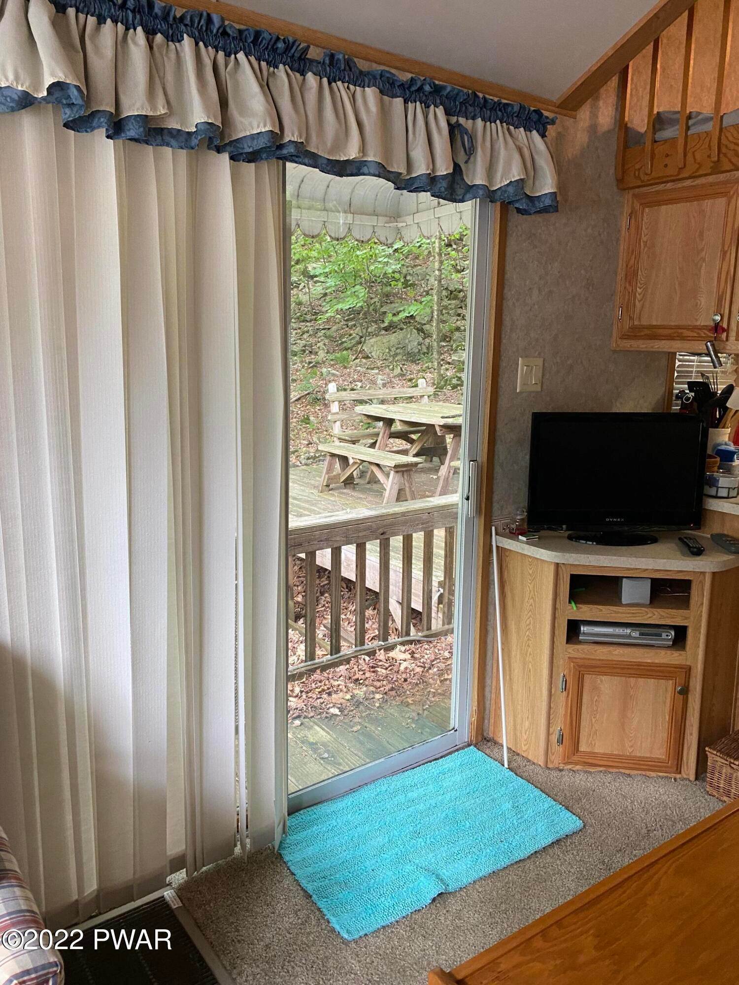 14. Mobile Homes for Sale at 277 Thoroughbred Ter Covington, Pennsylvania 18424 United States