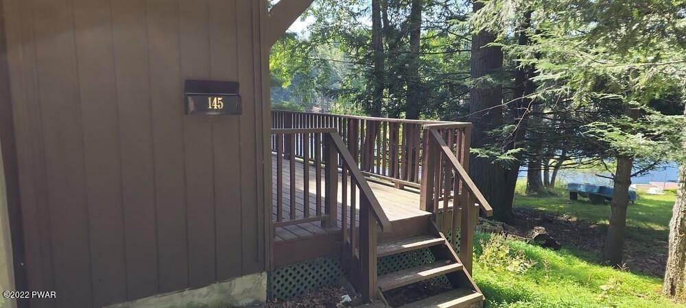 8. Single Family Homes for Sale at 145 Lake Dr Dingmans Ferry, Pennsylvania 18328 United States