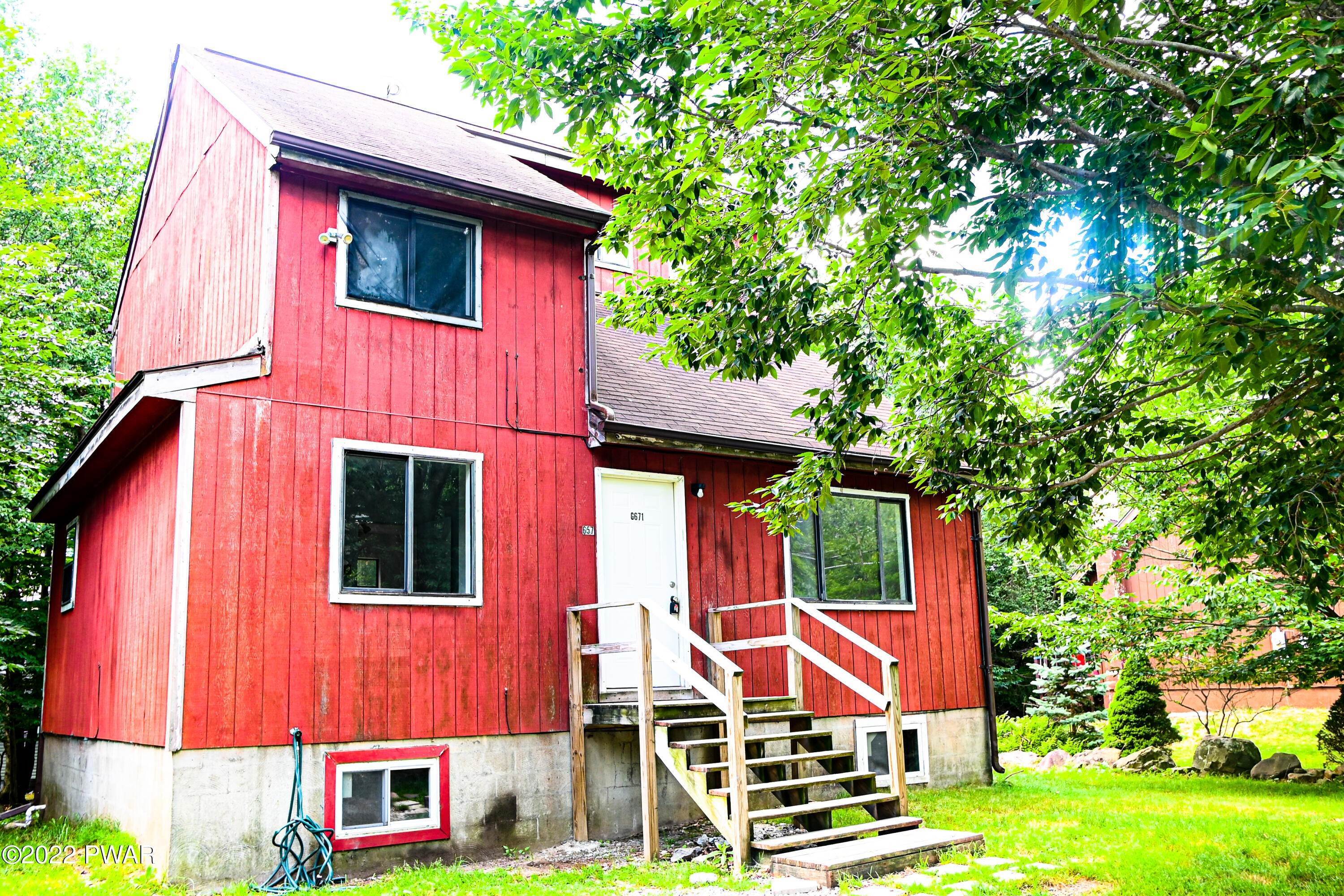 Single Family Homes for Sale at 7657 Rainbow Dr Tobyhanna, Pennsylvania 18466 United States