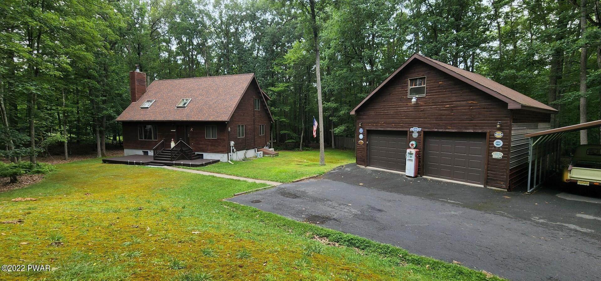 23. Single Family Homes for Sale at 138 Meadowbrook Rd Tafton, Pennsylvania 18464 United States