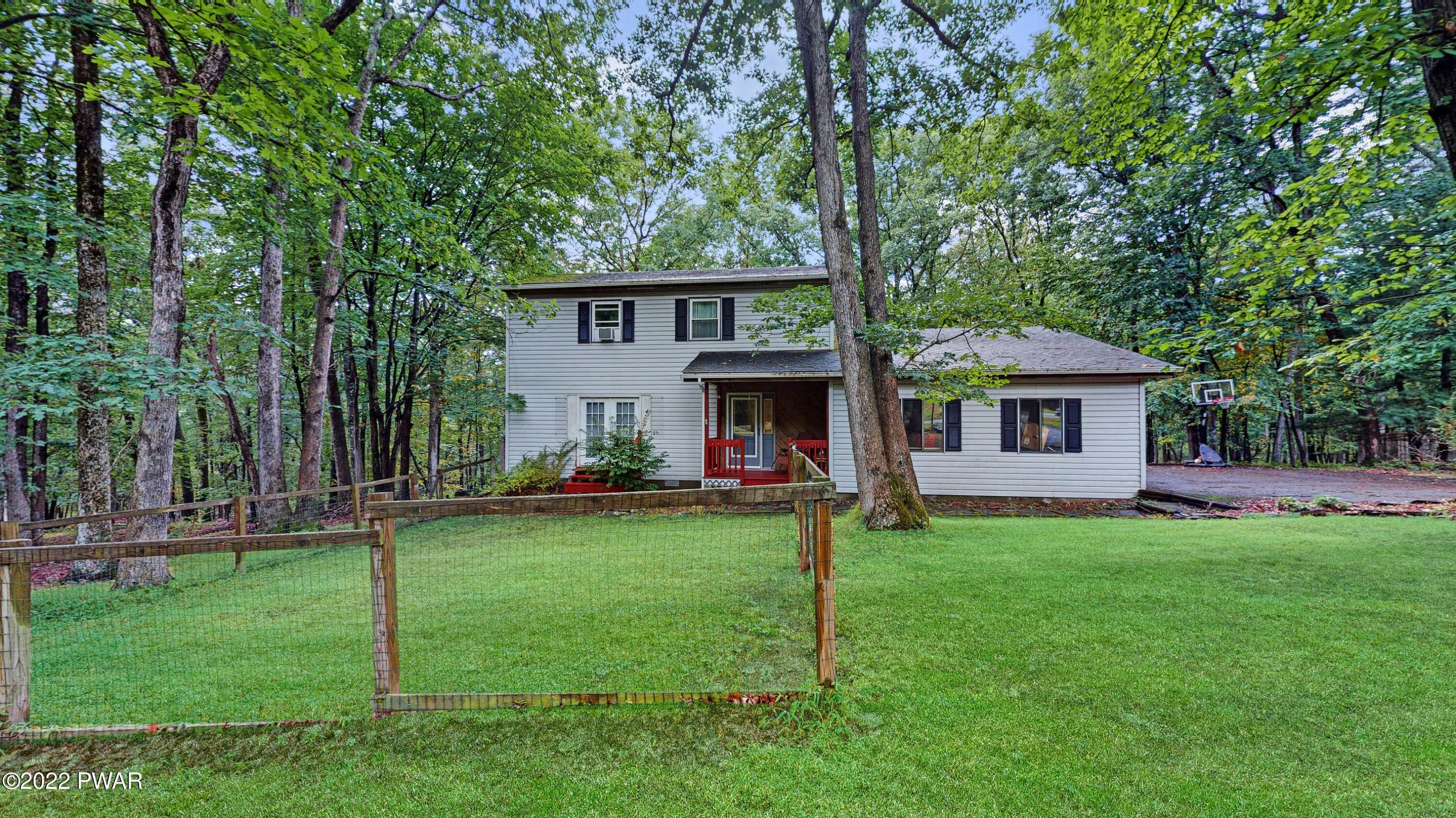20. Single Family Homes for Sale at 167 Butternut Rd Milford, Pennsylvania 18337 United States