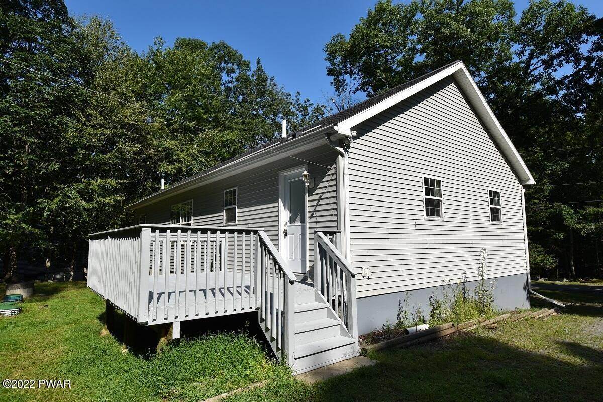4. Single Family Homes for Sale at 123 Sunfish Rd Milford, Pennsylvania 18337 United States