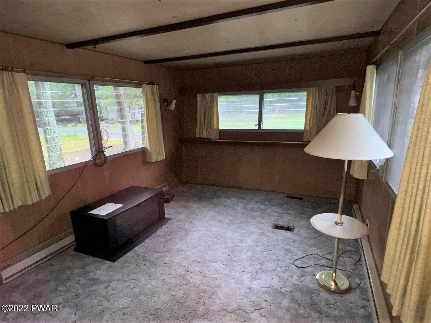 10. Mobile Homes for Sale at 187 Tauschman Rd Greentown, Pennsylvania 18426 United States