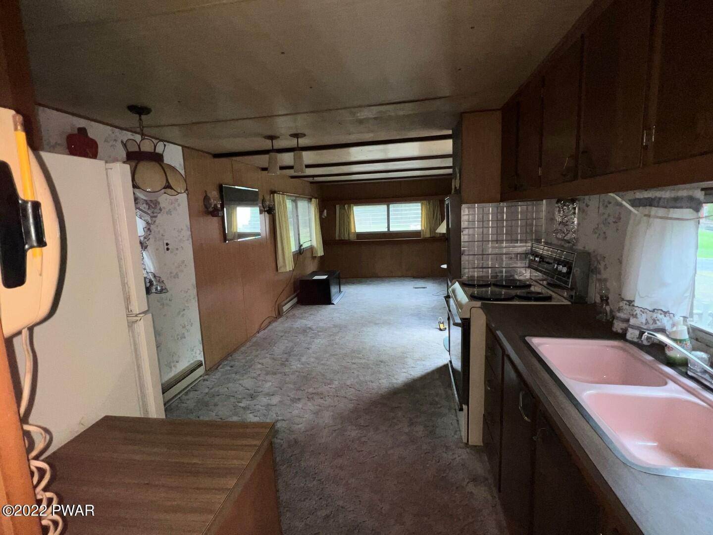 14. Mobile Homes for Sale at 187 Tauschman Rd Greentown, Pennsylvania 18426 United States