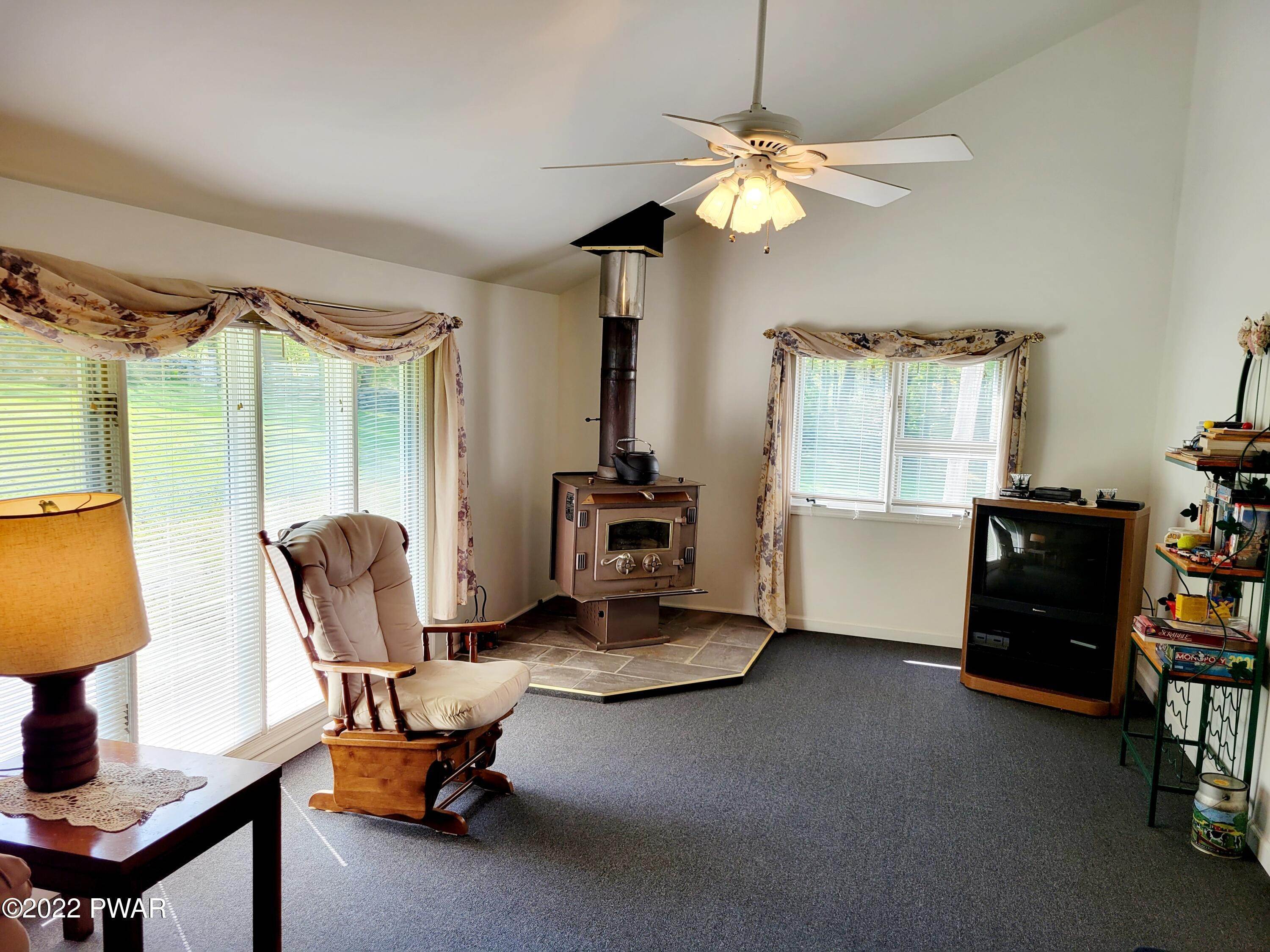 7. Mobile Homes for Sale at 2160 Creamton Dr Lakewood, Pennsylvania 18439 United States