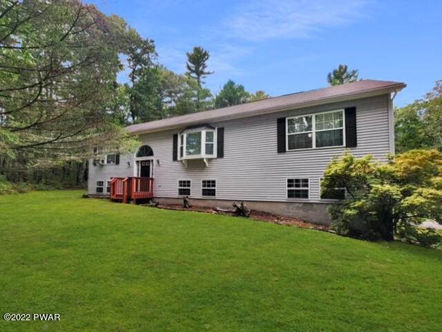 Single Family Homes for Sale at 158 Birch Leaf Dr Milford, Pennsylvania 18337 United States