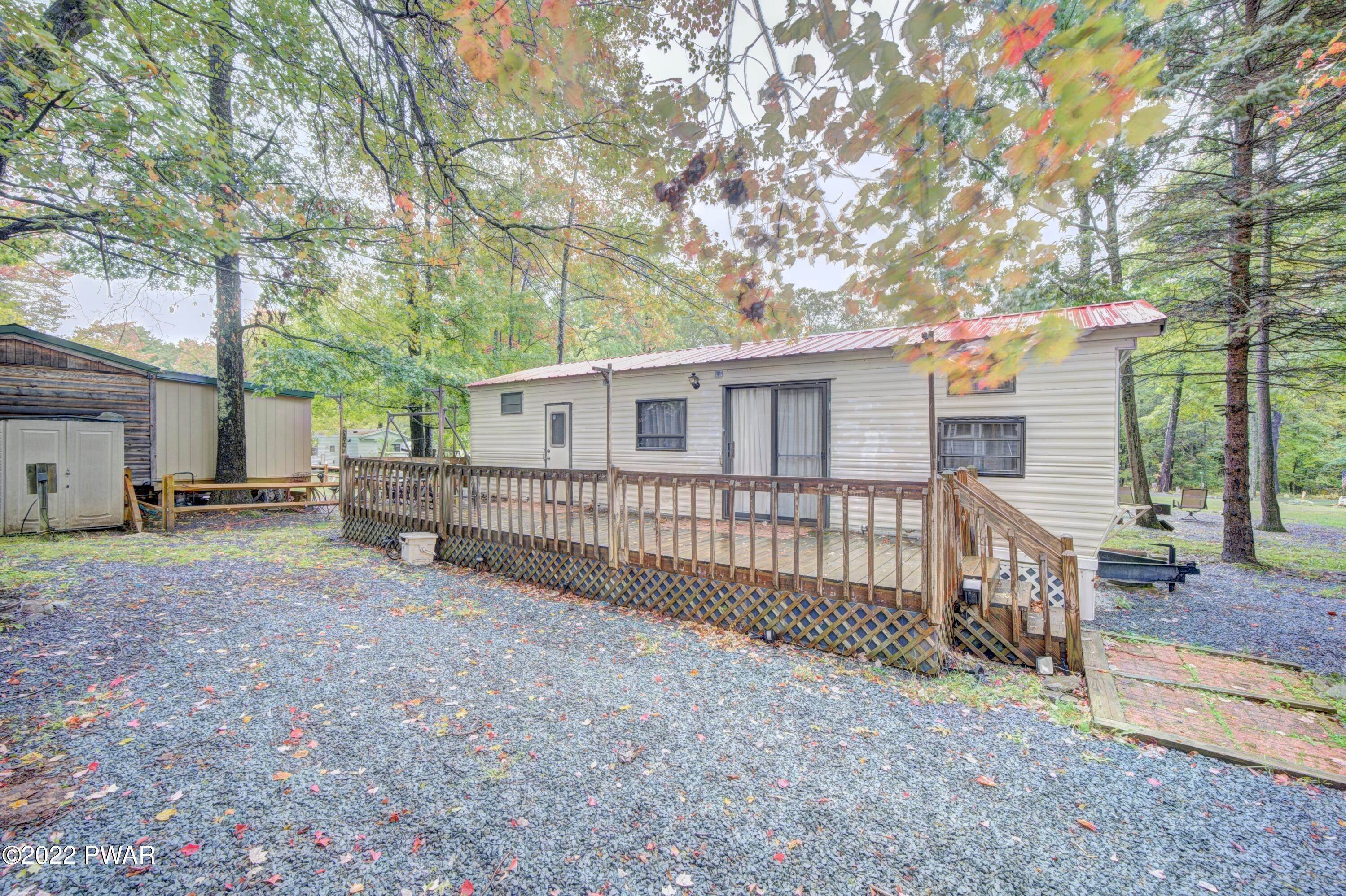 14. Mobile Homes for Sale at 9 Booboo Ln Hawley, Pennsylvania 18428 United States