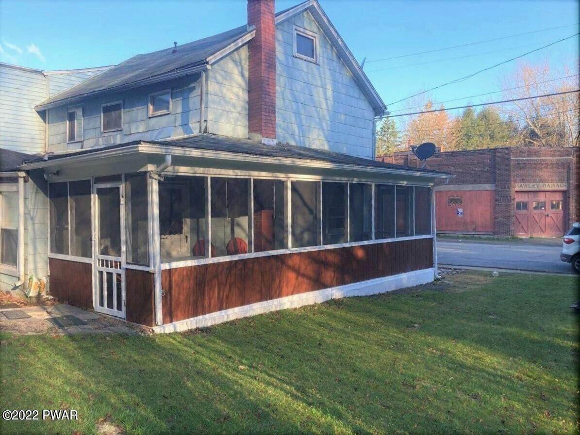 47. Single Family Homes for Sale at 718 Church St Hawley, Pennsylvania 18428 United States