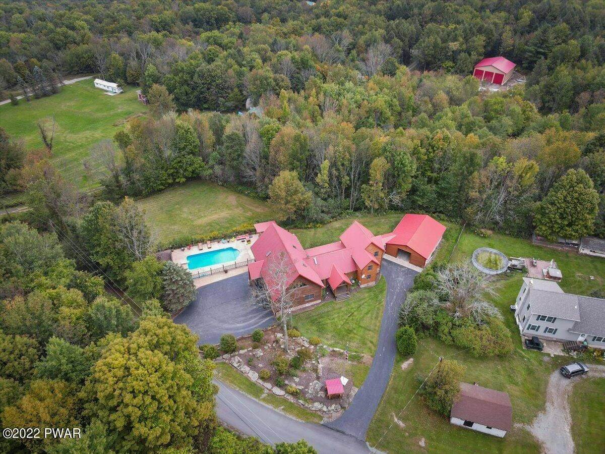 75. Single Family Homes for Sale at 314 Burns Rd Waymart, Pennsylvania 18472 United States