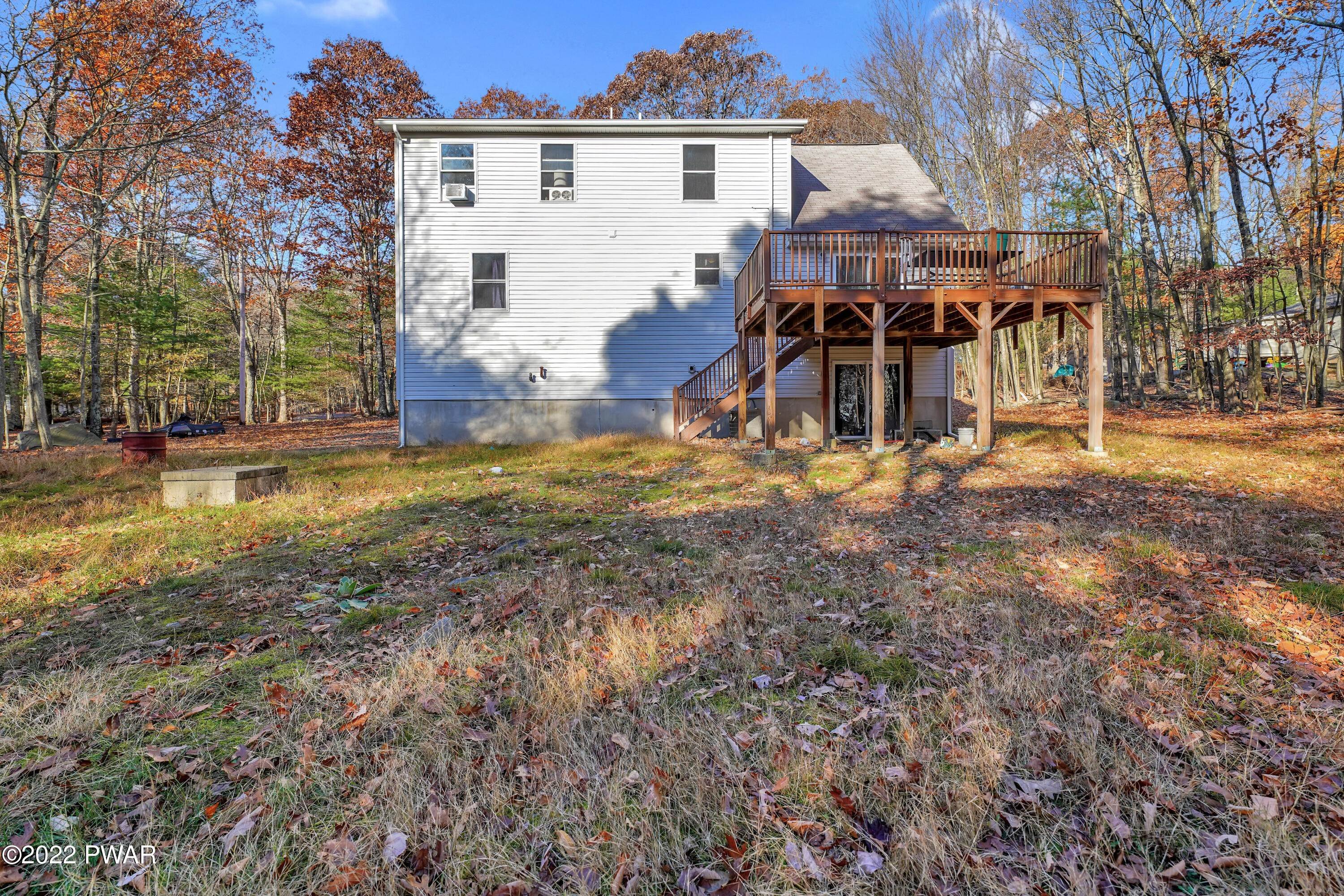 10. Single Family Homes for Sale at 138 Cornelia Ln Milford, Pennsylvania 18337 United States