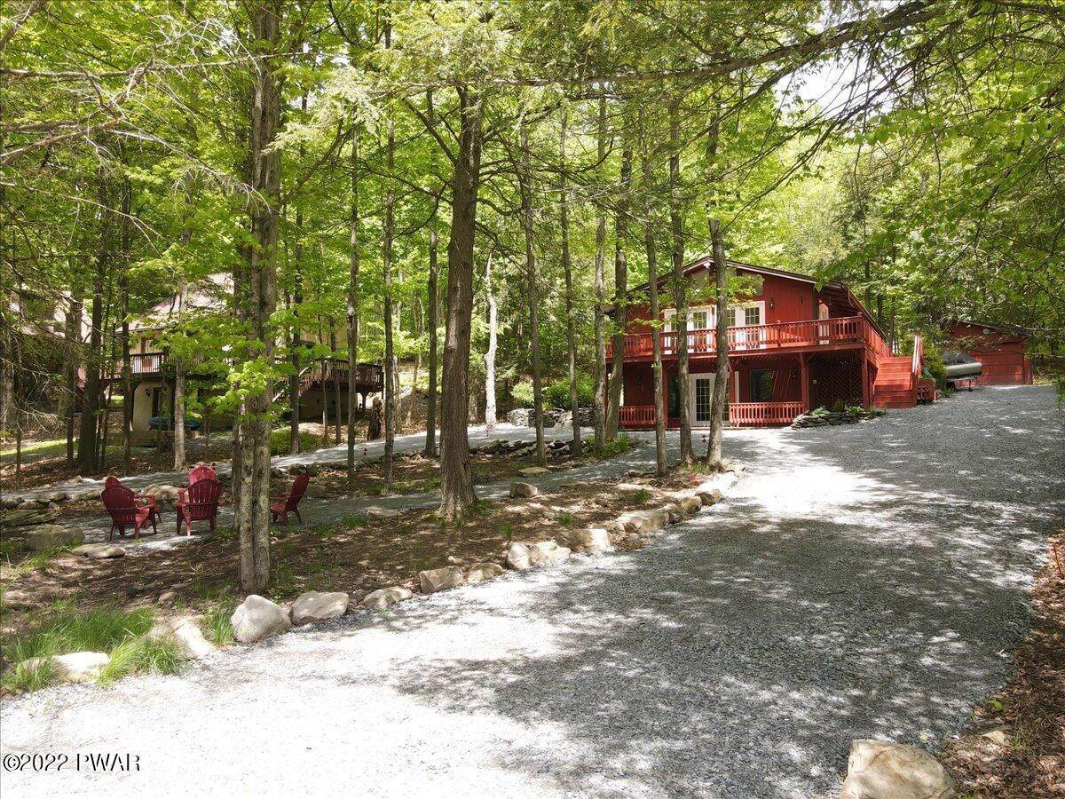 31. Single Family Homes for Sale at 13 Wildwood Ter Lake Ariel, Pennsylvania 18436 United States