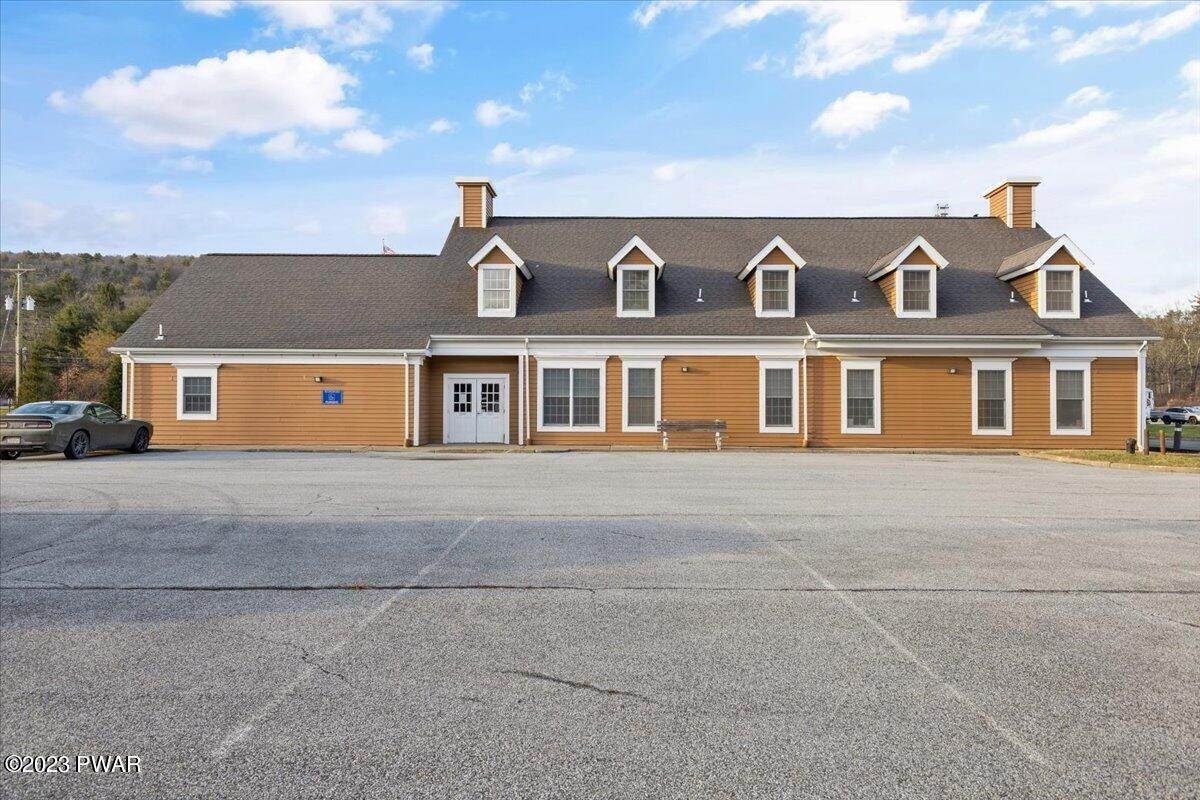 7. Commercial for Rent at 510 Rt 6 & 209 Milford, Pennsylvania 18337 United States