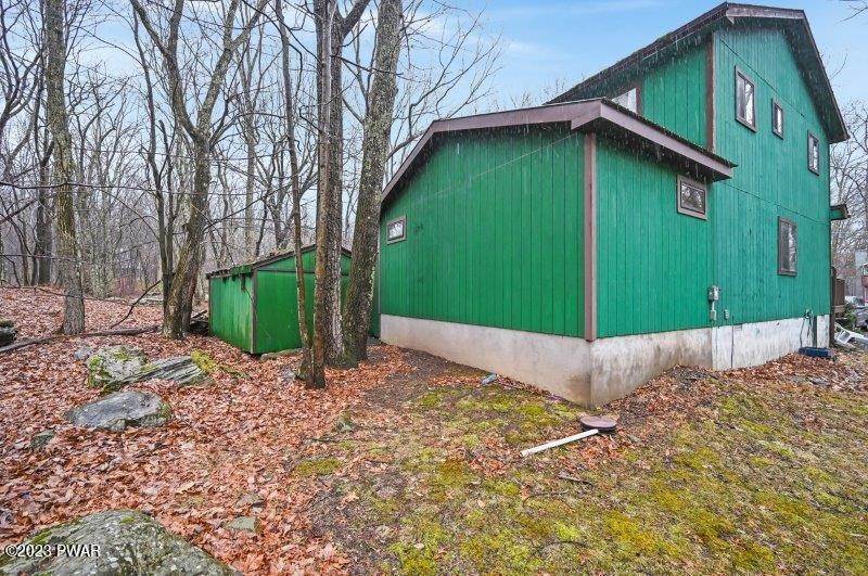 39. Single Family Homes for Sale at 118 Wagoner Ln Lords Valley, Pennsylvania SELEC United States