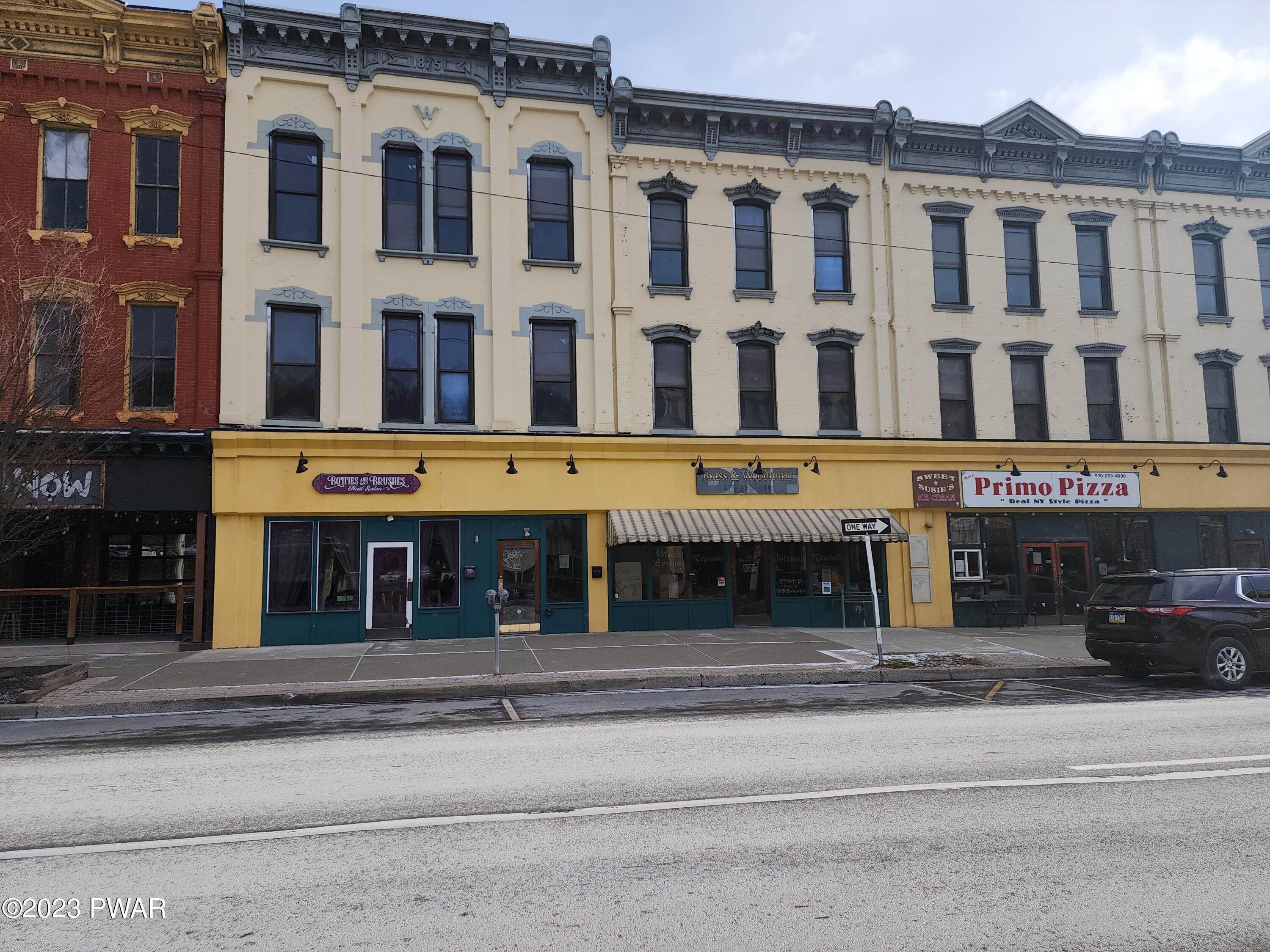 Commercial for Rent at 627 Main St Honesdale, Pennsylvania 18431 United States